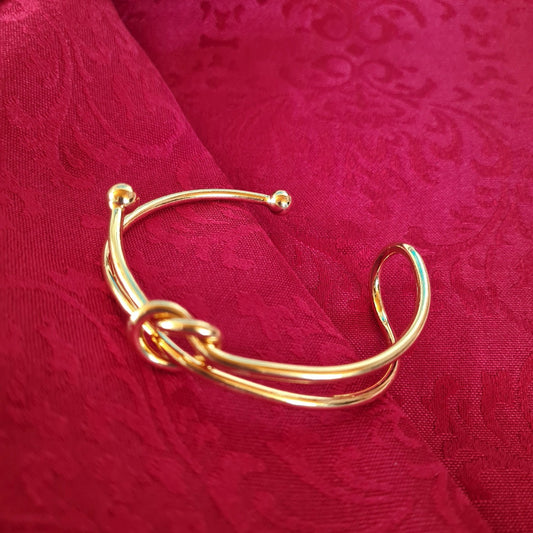 Golden design Bracelet #8022