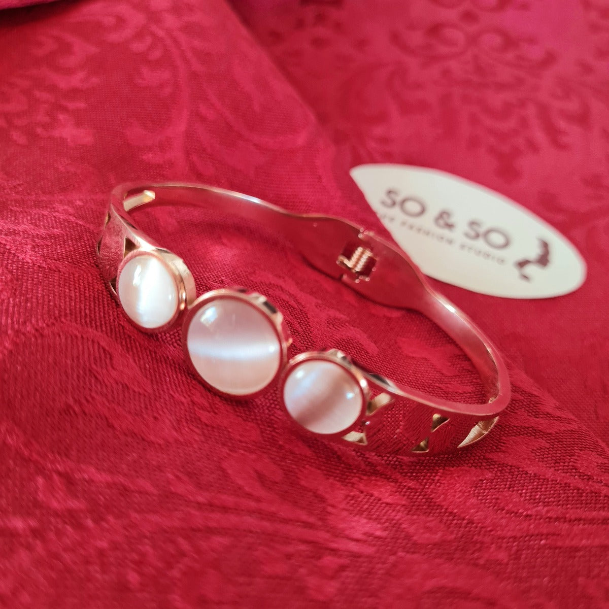 Bracelet with White stones #8008